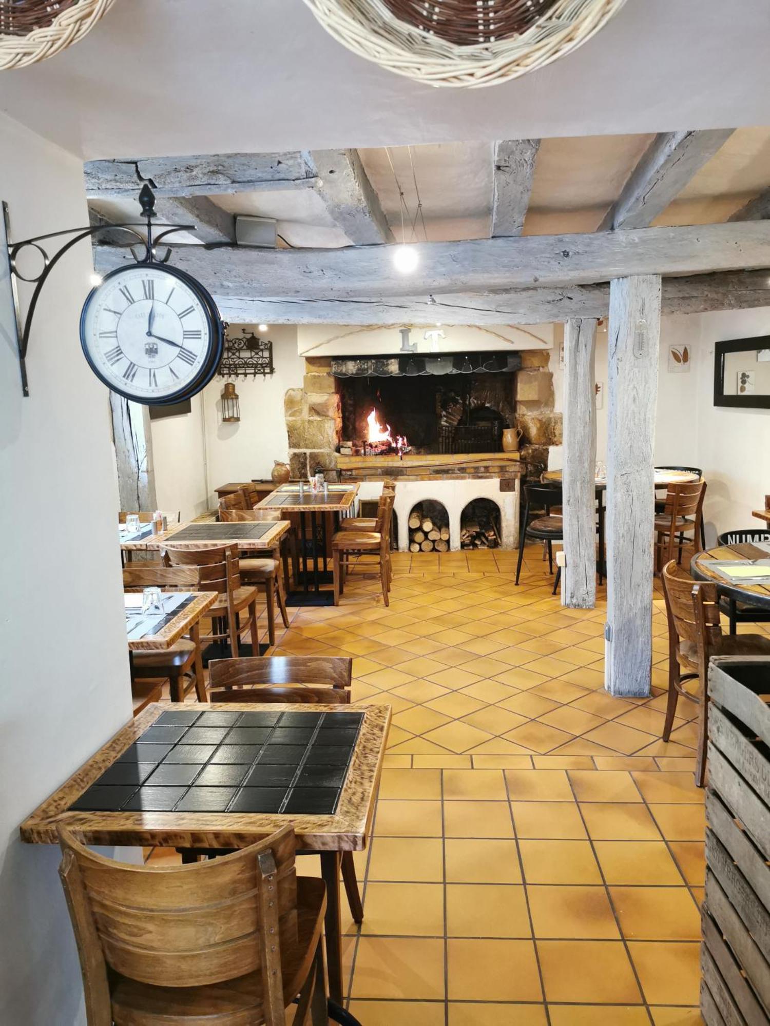 Bed and Breakfast Epicerie Gourmande Вилландри Экстерьер фото